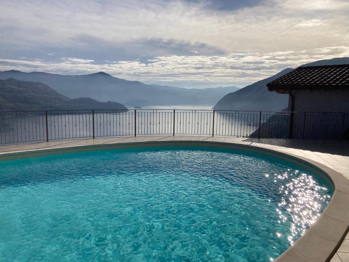 Appartamento Grande Terrazza Vista Lago Parzanica Eksteriør billede