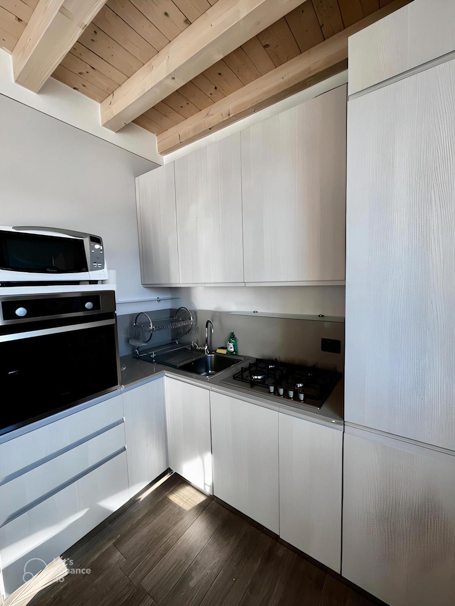 Appartamento Grande Terrazza Vista Lago Parzanica Eksteriør billede